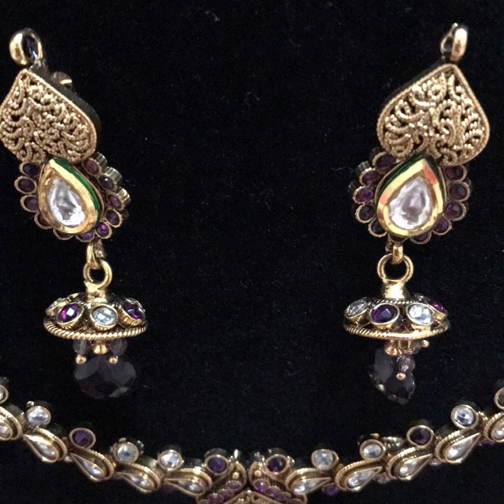 Brand New Jewelry Set ( Indian) - Picture 2 of 3